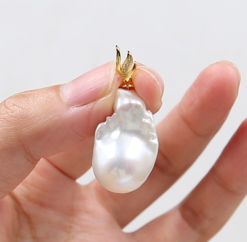 Classic white keshi baroque - white,