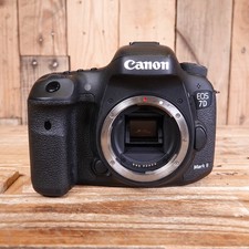 Canon EOS 7D MK 2 II 20.2MP DSLR Camera - Working but Joystick is Broken