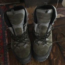 Mountain Warehouse Extreme Walking Boots with Vibram Sole UK 12