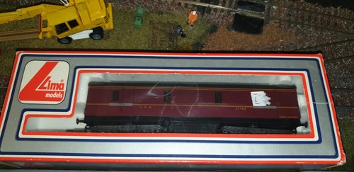 Lima lms parcels gaurds coach - parcels,