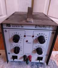 Thurlby LB15 Bench Power Supply 15V-2A or 7.5V-4A RS 611-969 RS Components