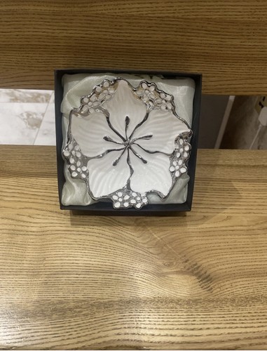 Leonardo collection decorative