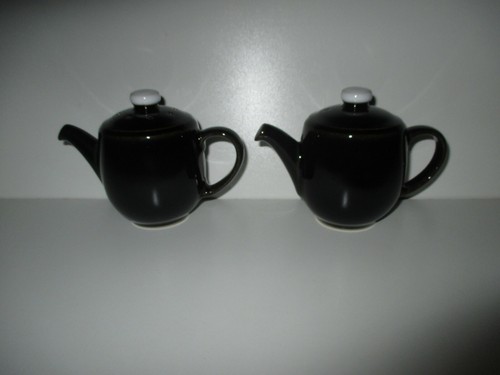 Denby jet teapot salt - &, pepper