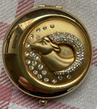 Estee Lauder  Capricorn Compact Lucidity Pressed Powder