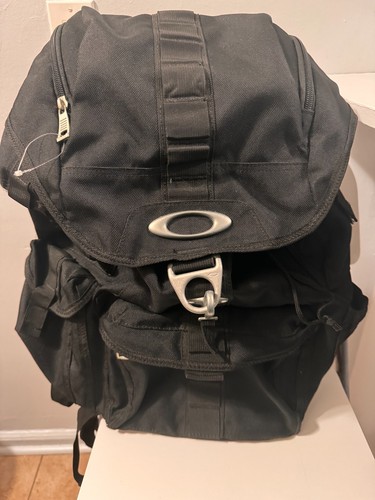 Rare oakley dry - oakley, goods