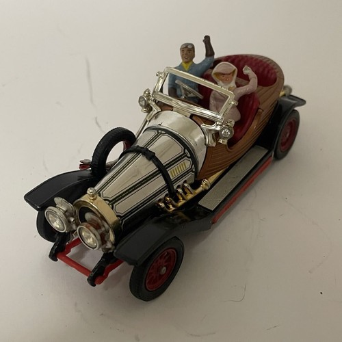 Corgi toys chitty bang - toys,