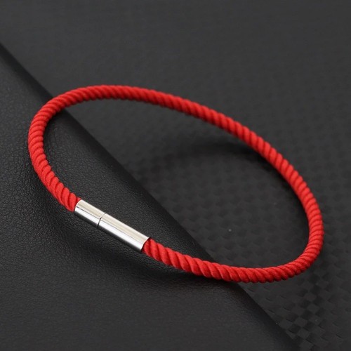 Lucky red bracelet - red, handmade