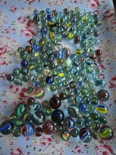 165 VINTAGE Cat's Eye marbles