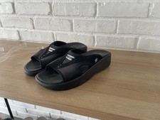 Y2 K Skechers Tone-Ups Black