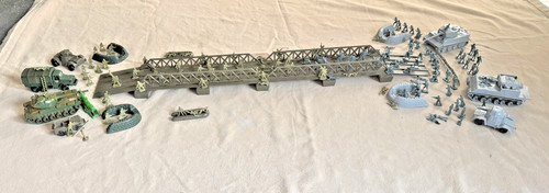 Airfix pontoon bridge 125 - pontoon,