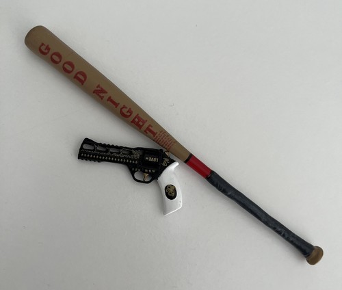 Scale harley quinn - /,