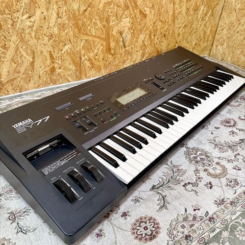 Junk yamaha sy77 - yamaha,