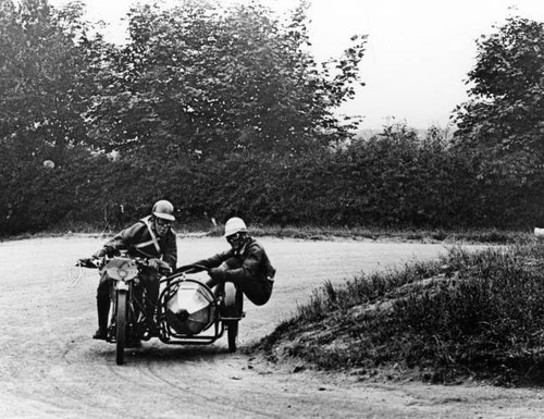 Tucker racing norton bike - a,