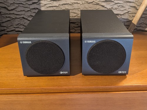 Yamaha bp80 black bookshelf - black,
