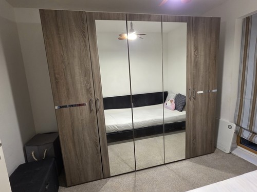 Slumberhaus german modern - german, anna