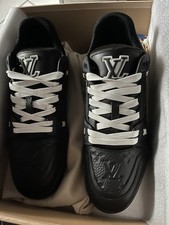 Louis Vuitton Trainer Black