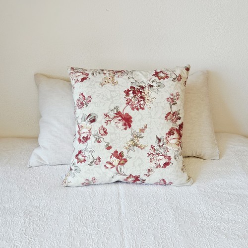 Throw pillow 22 large - throw,