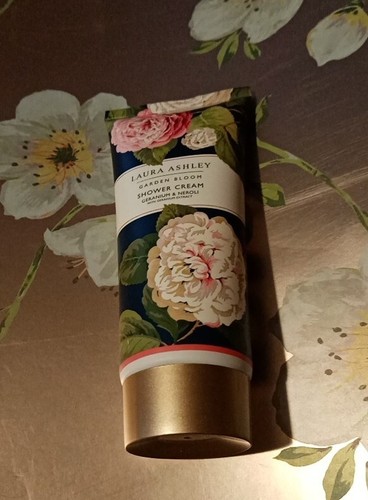 Laura ashley garden - laura,