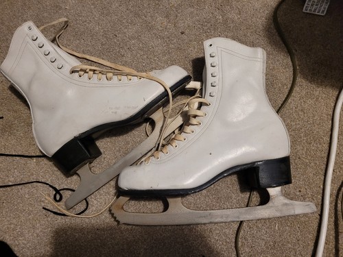 Vintage bauer ice skates - vintage,