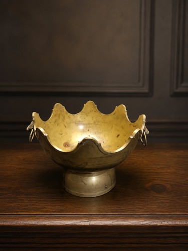 Vintage brass crown rim - brass,