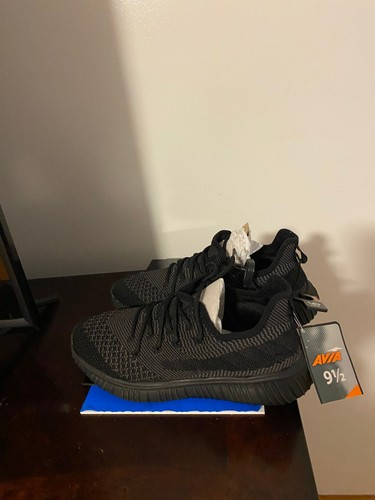 Brand new women size 5 - new,