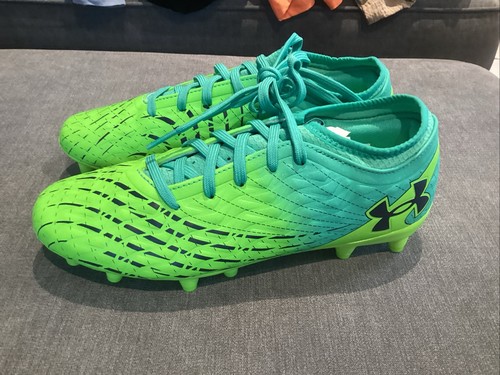 Under armour 5 football - under, 5.5