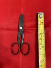 Vintage small 3 1/2" steel  Sheffield Scissors