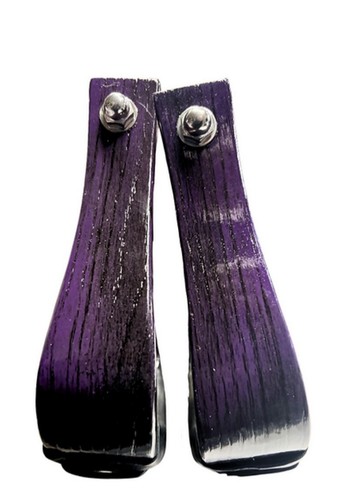 Nettles blackened purple - 2",
