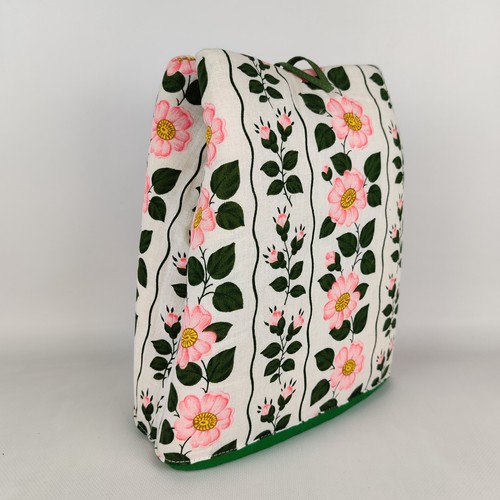 Vintage warm holding cover - holding,