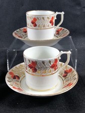 FINE ANTIQUE PAIR OF DERBY IMARI PORCELAIN HAND PAINTED COFFEE CUPS AND SAUCERS