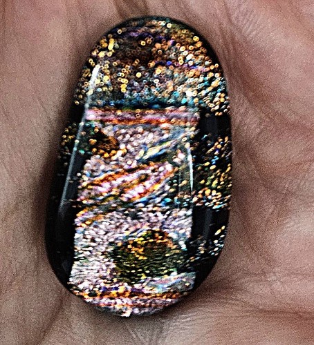 Oval fused dichroic glass - oval,