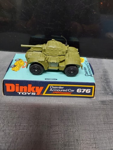 Dinky toys 676a daimler - dinky, no