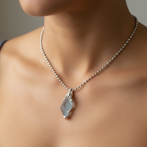 Green fluorite pendant - green,