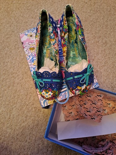 Size irregular choice shoes - irregular,