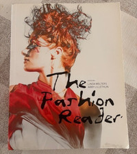 The Fashion Reader, Linda