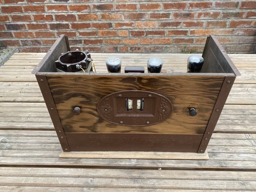 Vintage wireless radio - ,