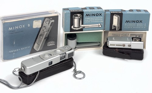 Minox subminiature camera - minox, b