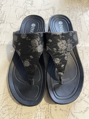 Pavers floral thong sandals - floral,