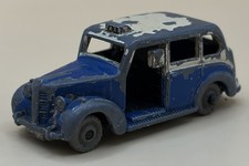 Dublo Dinky Toys Austin Taxi - Blue/White OO 1:76