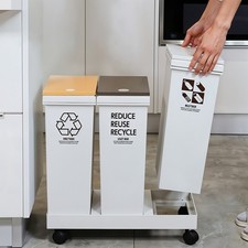 Mobile Kitchen Waste Can 2/3