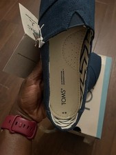 Tom's shoes size 6 ( blue ) 