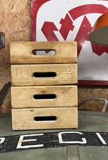 Single Esavian drawer for