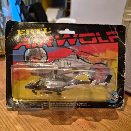 Ertl airwolf 210 diecast - airwolf, 1:210
