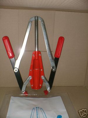 Corking machine wine making - ,