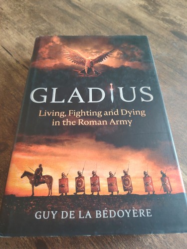 Gladius living fighting and - gladius,