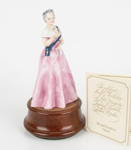 Royal doulton queen - royal,