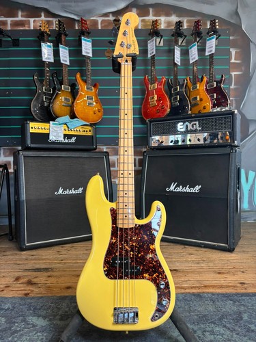 Fender player precision bass - player,