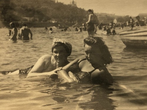 1948 two pretty - two, women