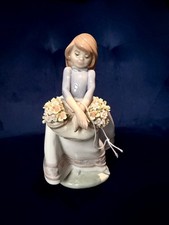 LLADRO MAY FLOWERS Girl