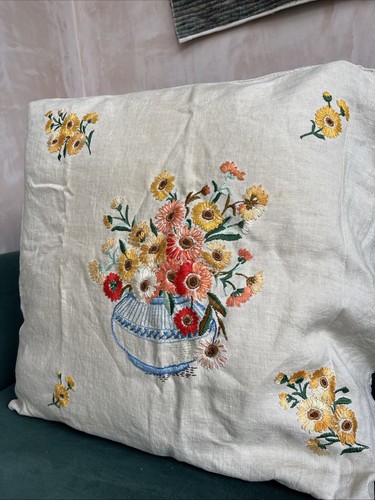 Vintage hand embroidered linen - vintage, hand-embroidered